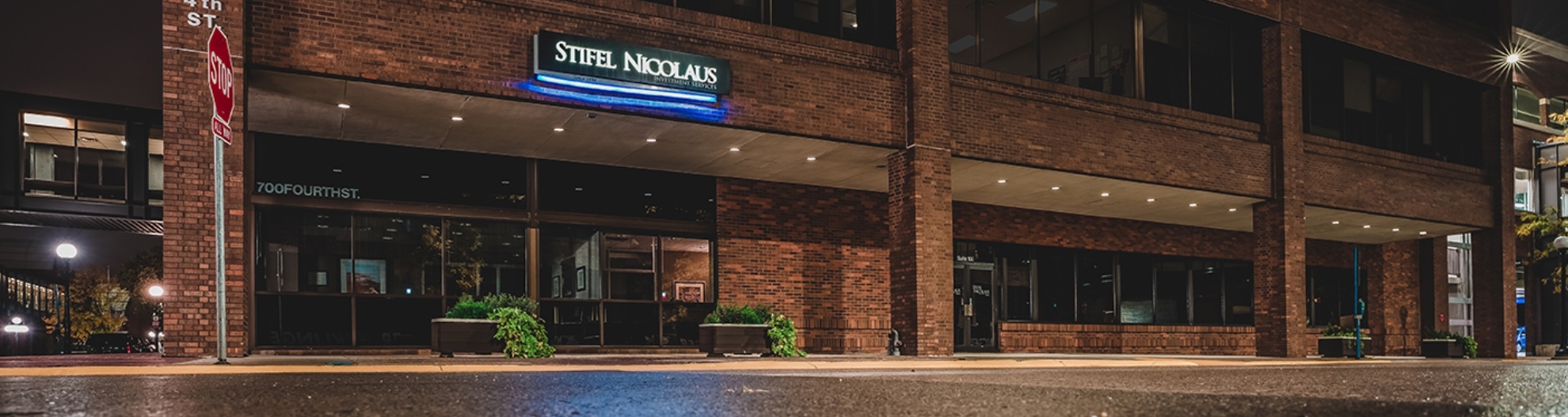 Sioux City Stifel Office at Night